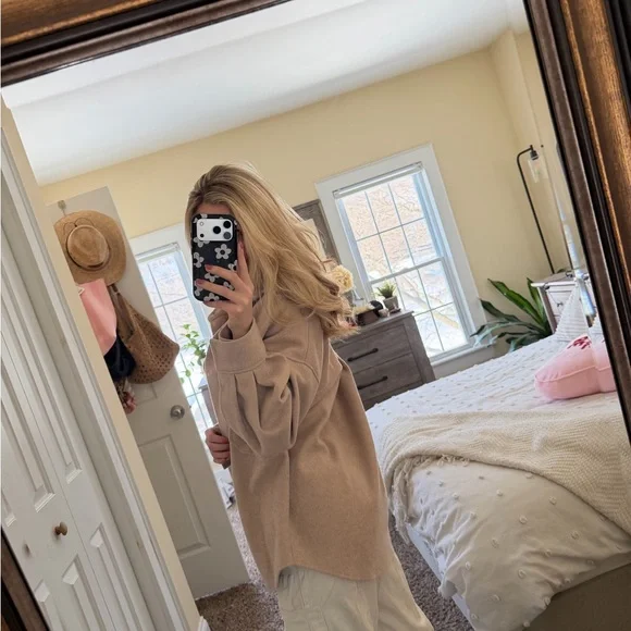 Jacket - Picture 4 of 6